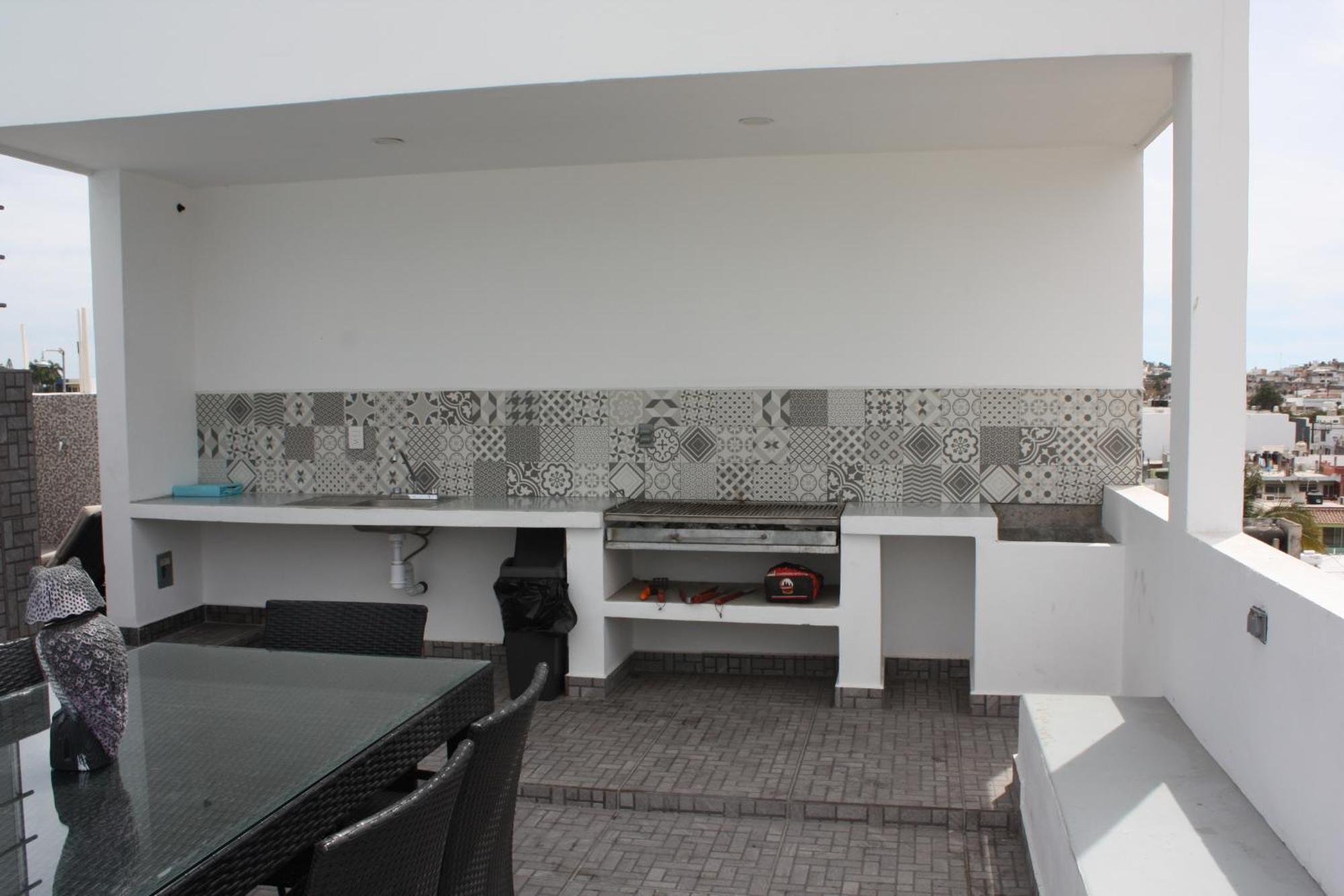 2Br/2Ba Condo 1 Block To Ocean! - Unit 3 Mazatlán Εξωτερικό φωτογραφία