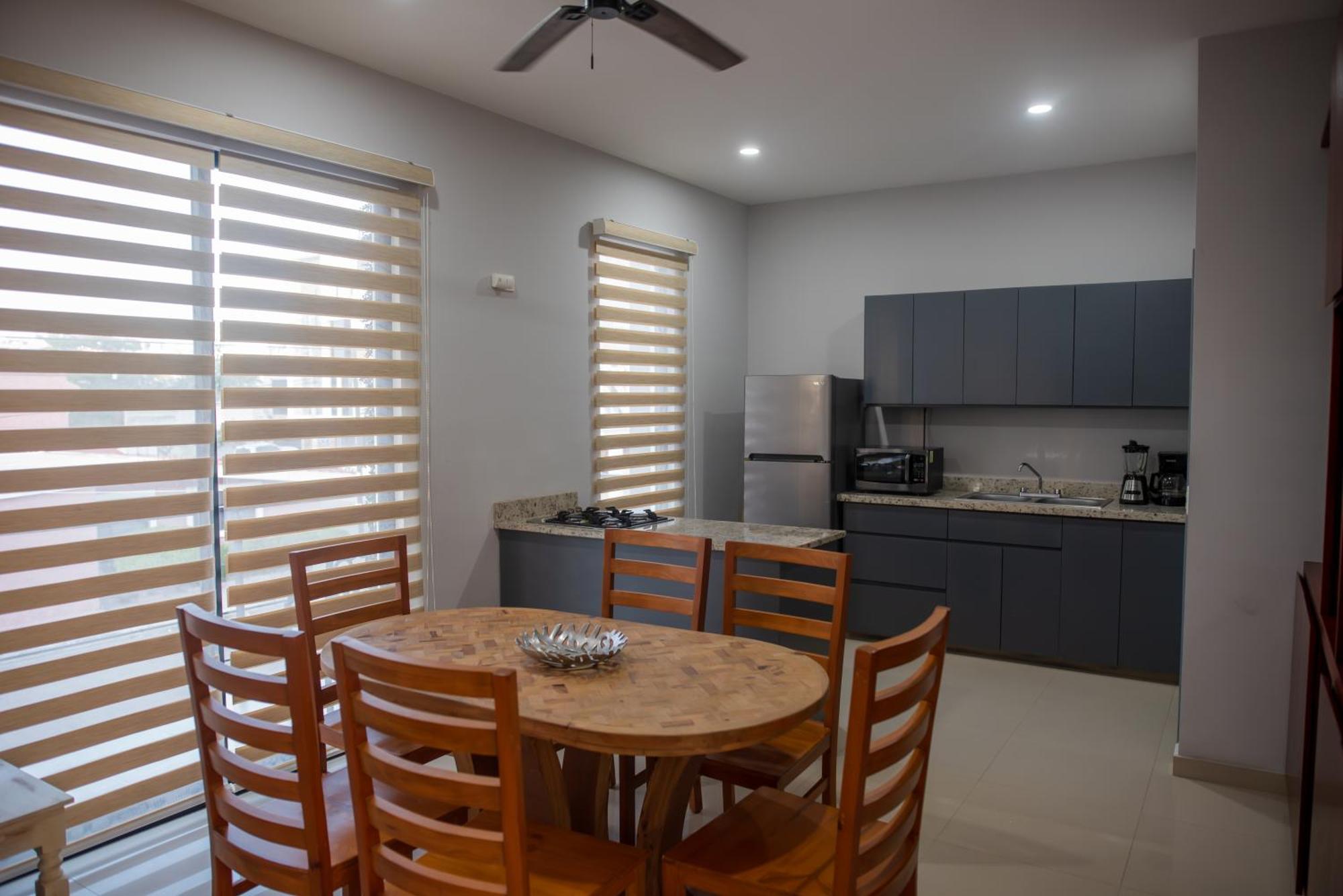 2Br/2Ba Condo 1 Block To Ocean! - Unit 3 Mazatlán Εξωτερικό φωτογραφία