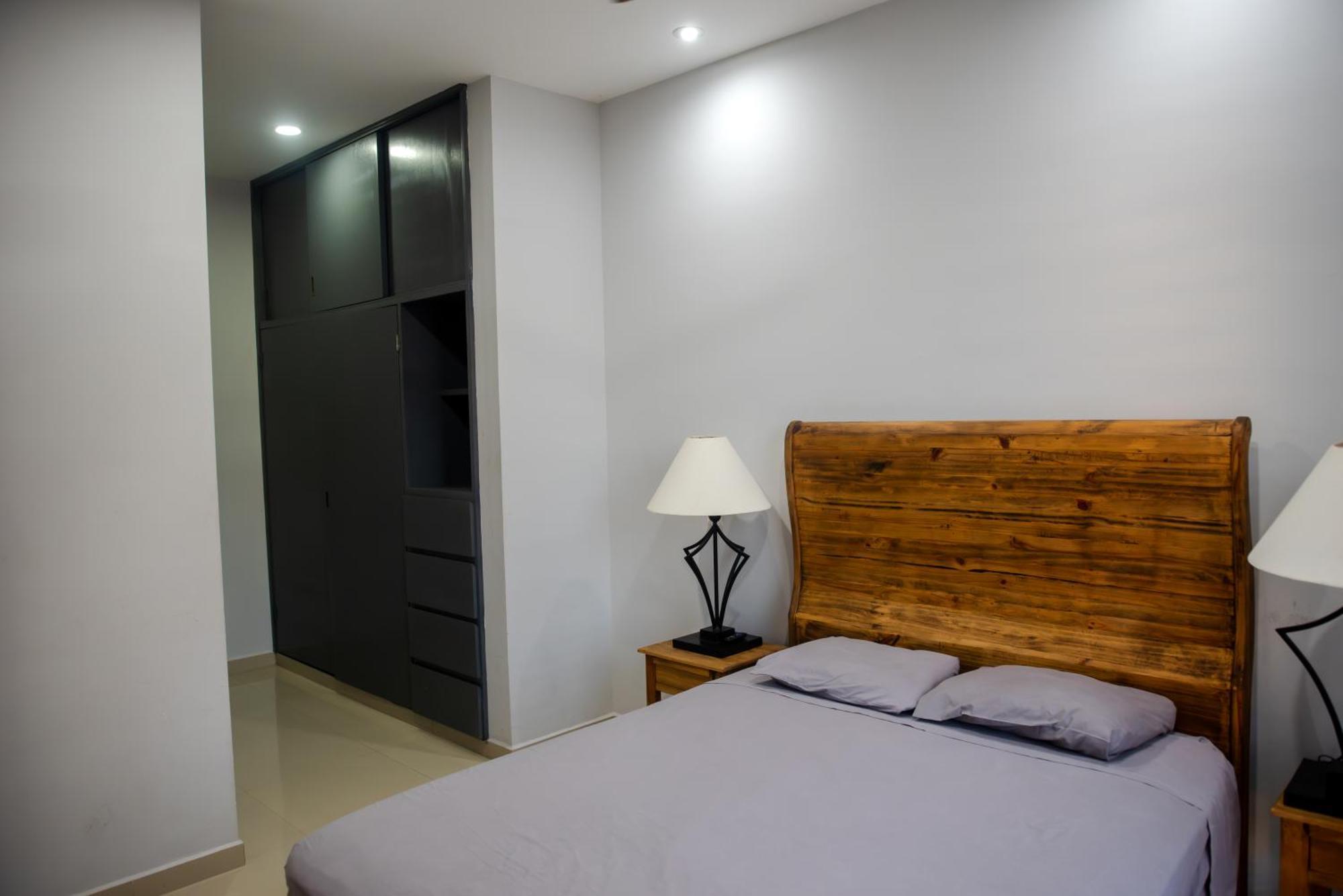 2Br/2Ba Condo 1 Block To Ocean! - Unit 3 Mazatlán Εξωτερικό φωτογραφία