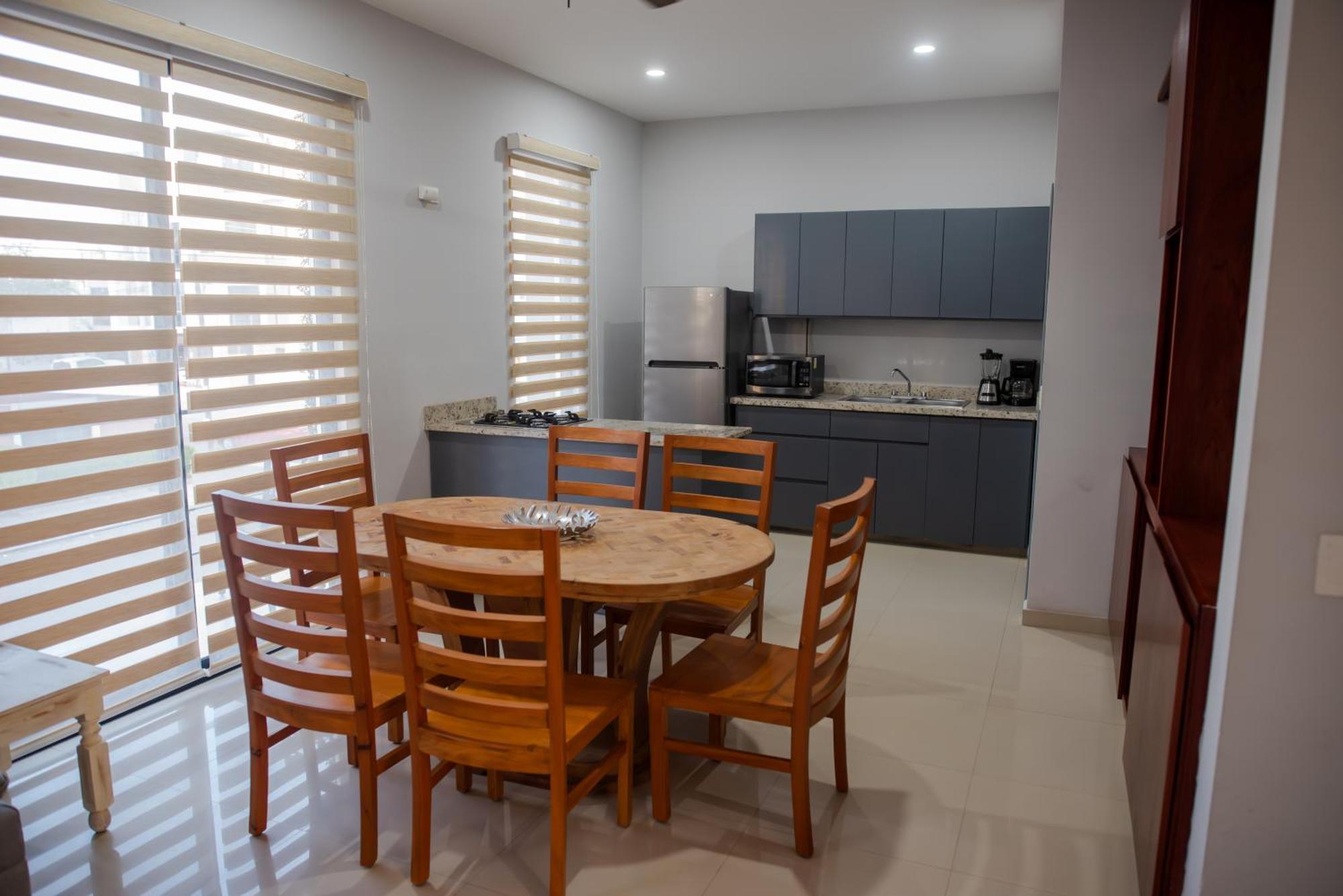 2Br/2Ba Condo 1 Block To Ocean! - Unit 3 Mazatlán Εξωτερικό φωτογραφία